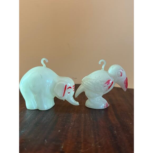 Vintage Rosbro Parrot and Elephant Ornaments Set of 2 - Picture 3 of 7